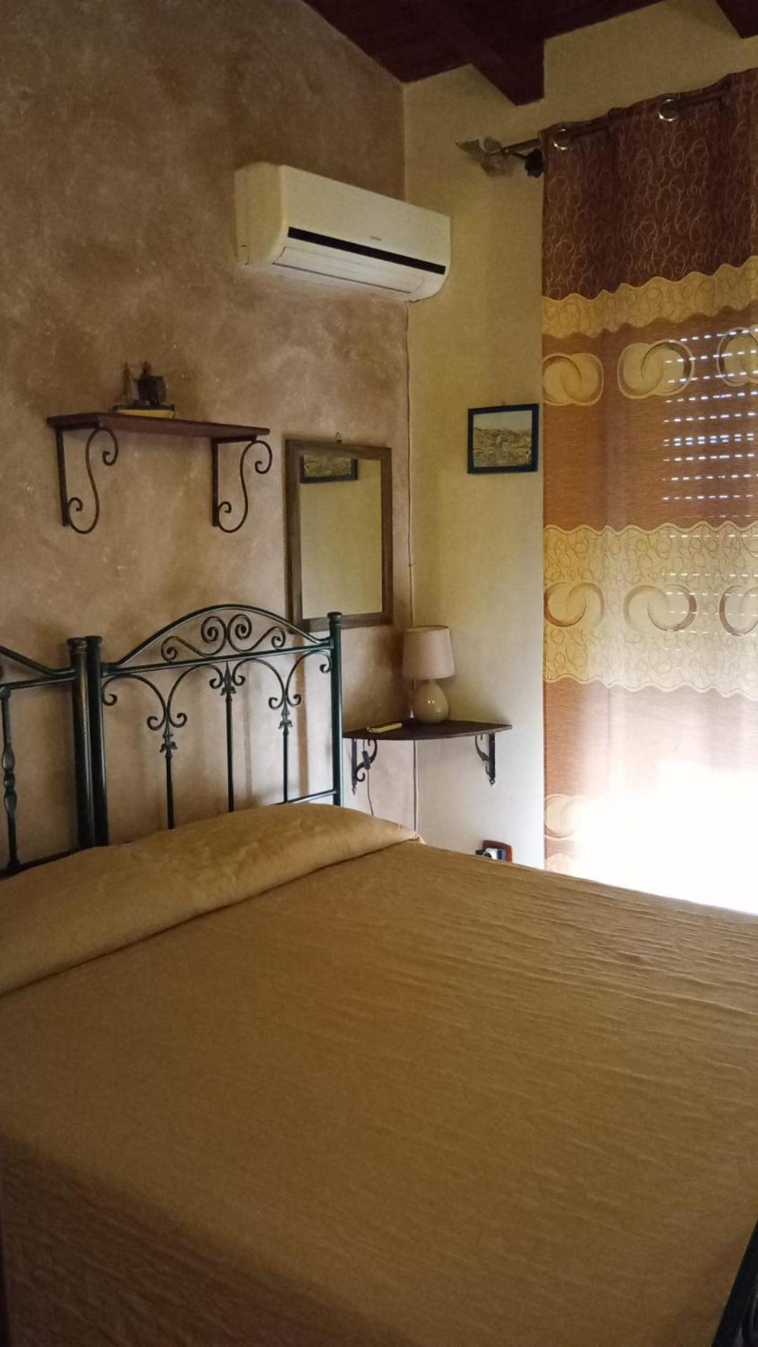レアルモンテ La Bianca Scogliera Bed & Breakfast エクステリア 写真